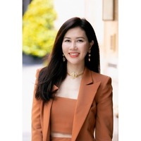 Anna  Trần