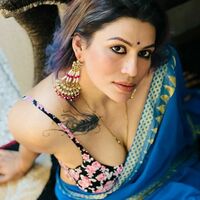 Yalina akhtar